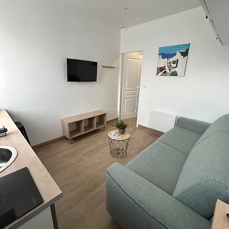 Appartement Avec Jardinet *